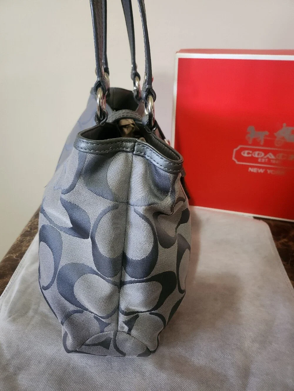 Coach Gray Signature Canvas Shoulder Bag with Leather Trim EUC - Picture 9 of 14